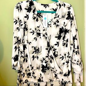 Blouse top, black and white